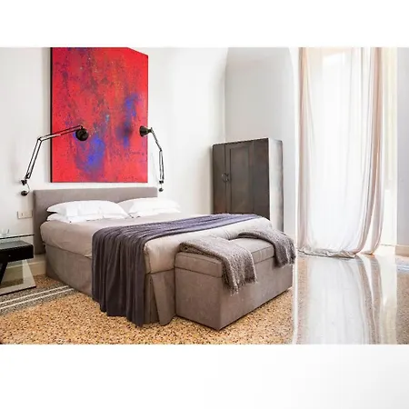 Dimora Bormioli * باري